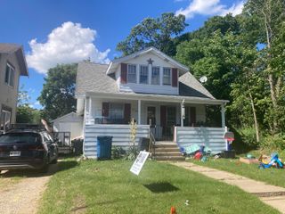 611 Cliff Street, Battle Creek City, MI 49014