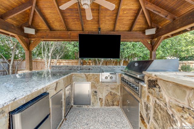 926 STEUBING OAKS, San Antonio, TX 78258