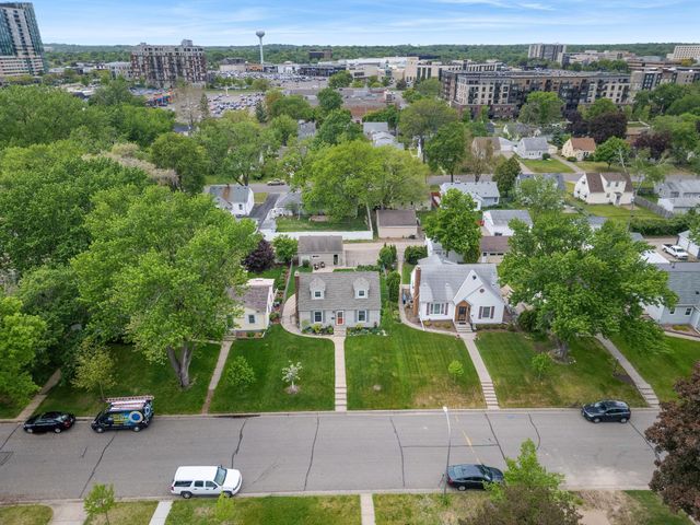6736 Vincent Avenue S, Richfield, MN 55423
