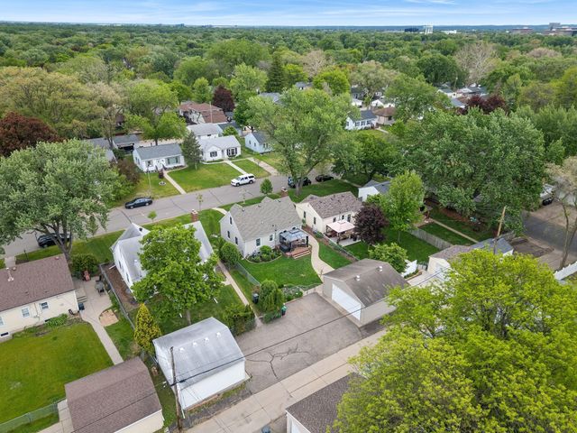 6736 Vincent Avenue S, Richfield, MN 55423