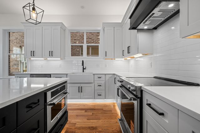 2314 18th Ave, N, Nashville, TN 37208