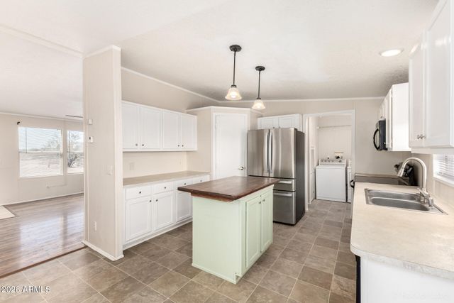 40946 W MONTEBELLO Avenue, Tonopah, AZ 85354