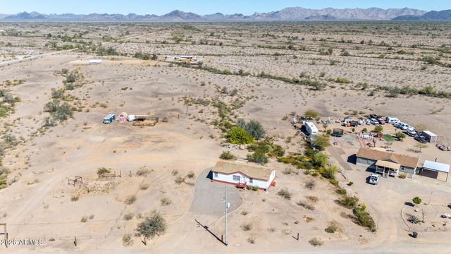 40946 W MONTEBELLO Avenue, Tonopah, AZ 85354