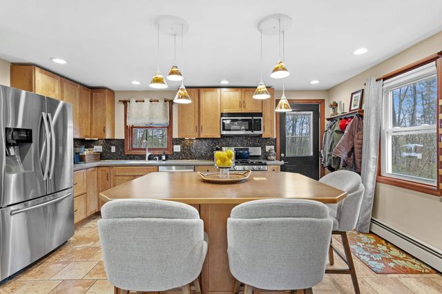345 Davison Road, Henniker, NH 03242