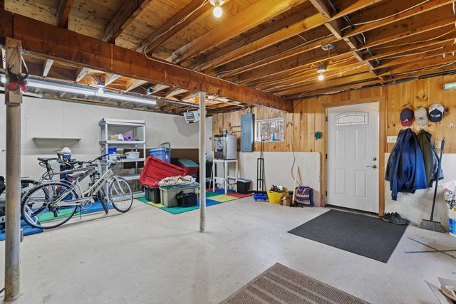 345 Davison Road, Henniker, NH 03242
