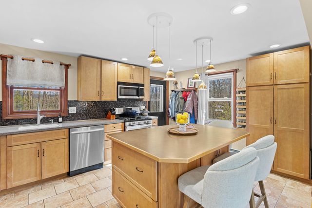 345 Davison Road, Henniker, NH 03242