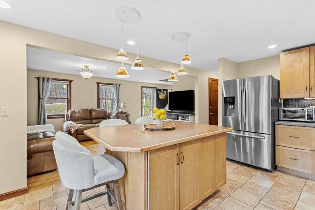345 Davison Road, Henniker, NH 03242