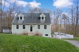 345 Davison Road, Henniker, NH 03242