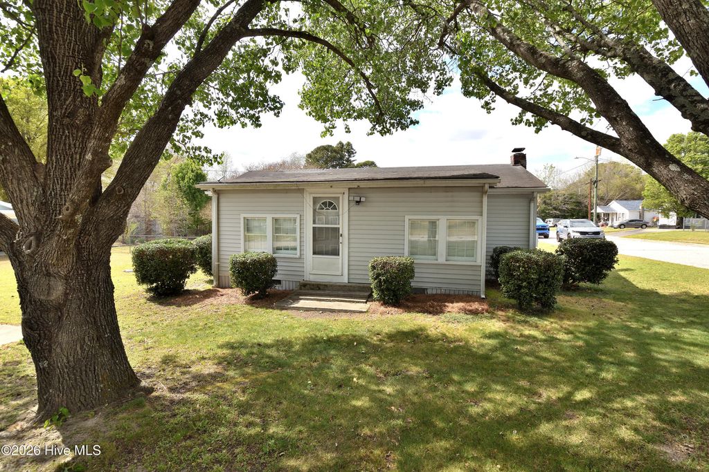 1600 Aycock Street, Rocky Mount, NC 27803