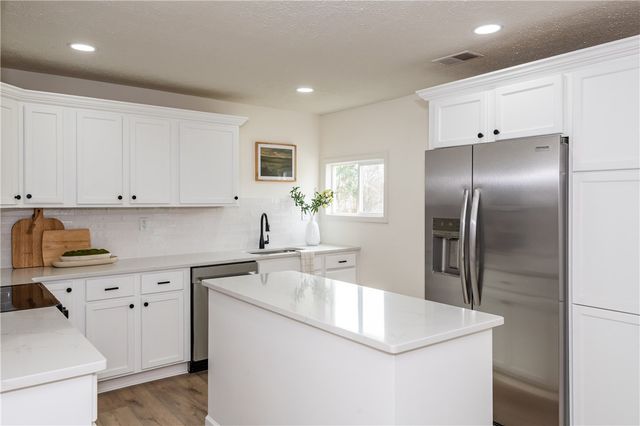 12 Canova Court, Fairborn, OH 45324