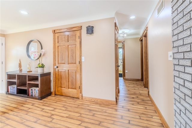 844 Sylvan Ave, N Versailles, PA 15137