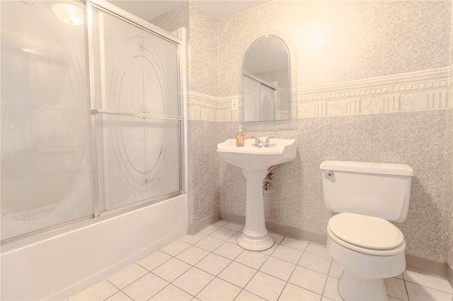 844 Sylvan Ave, N Versailles, PA 15137