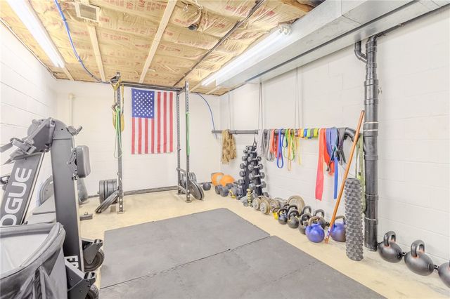 844 Sylvan Ave, N Versailles, PA 15137