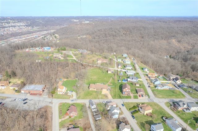 844 Sylvan Ave, N Versailles, PA 15137