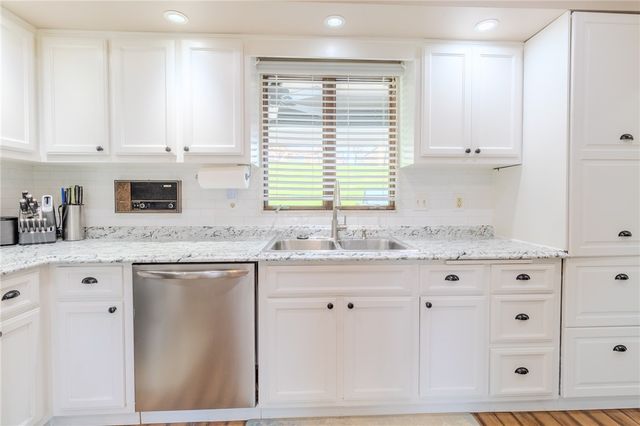 844 Sylvan Ave, N Versailles, PA 15137