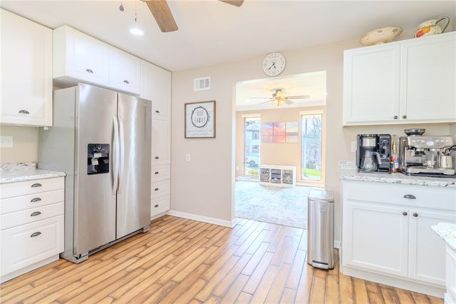 844 Sylvan Ave, N Versailles, PA 15137