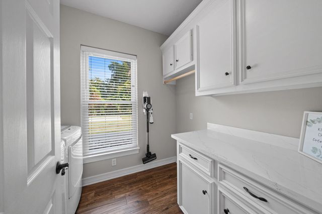 18355 Burkhardt Road, Tomball, TX 77377