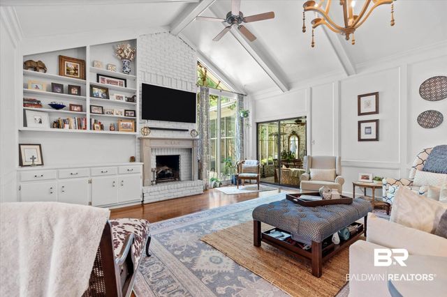 229 W Lakewood Drive, Mobile, AL 36608