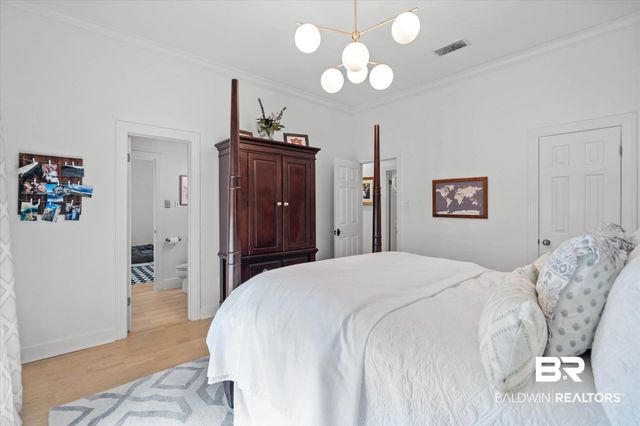 229 W Lakewood Drive, Mobile, AL 36608