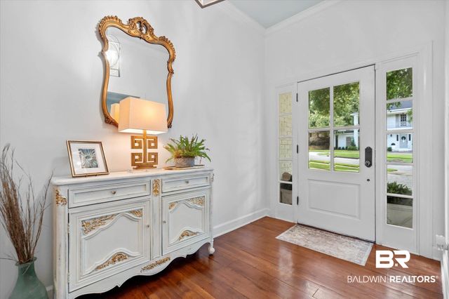 229 W Lakewood Drive, Mobile, AL 36608
