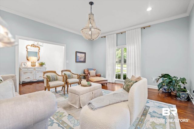 229 W Lakewood Drive, Mobile, AL 36608