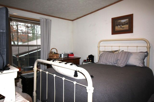 8458 S Broadway, Yates Twp, MI 49642