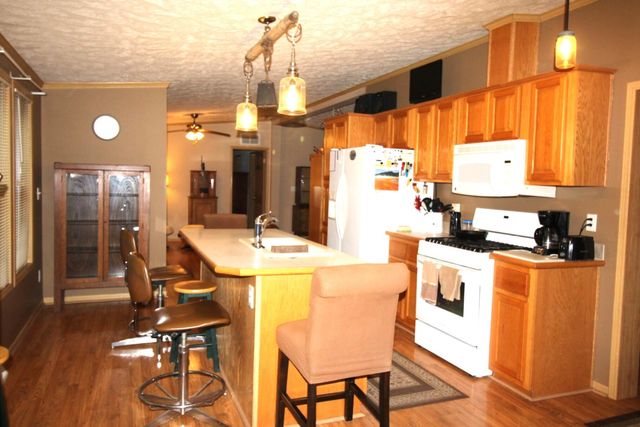 8458 S Broadway, Yates Twp, MI 49642