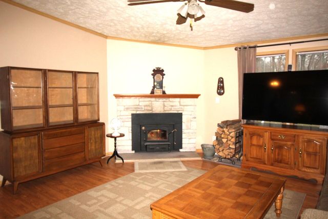 8458 S Broadway, Yates Twp, MI 49642