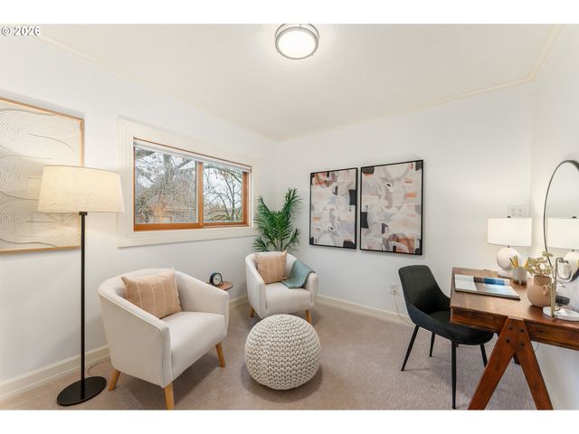 2624 Se KELLY St, Portland, OR 97202