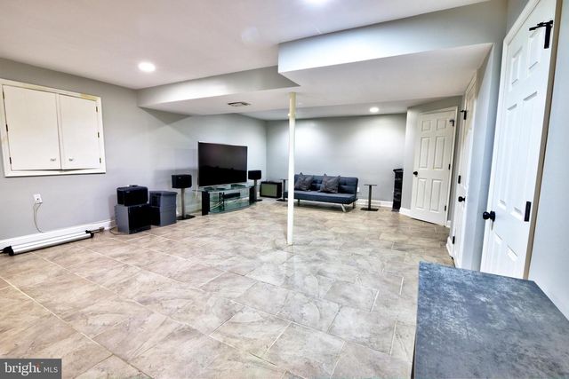 5655 HARBOR VALLEY, Brooklyn Park, MD 21225