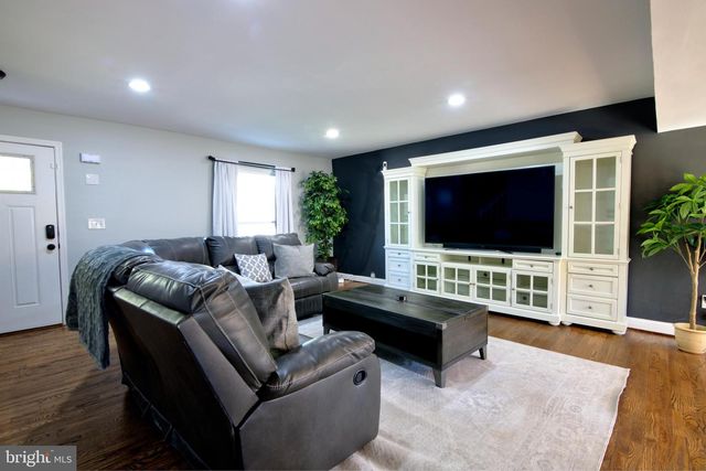 5655 HARBOR VALLEY, Brooklyn Park, MD 21225