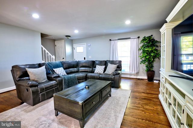 5655 HARBOR VALLEY, Brooklyn Park, MD 21225