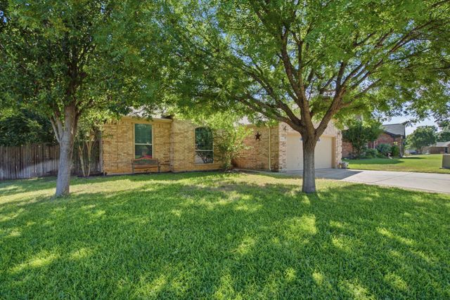 2413 Scotts Meadow Court, Weatherford, TX 76087