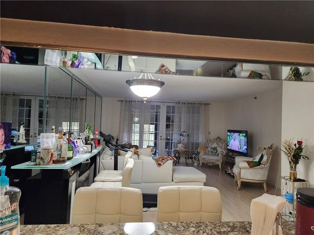 7050 NW 44TH Street 403, Lauderhill, FL 33319