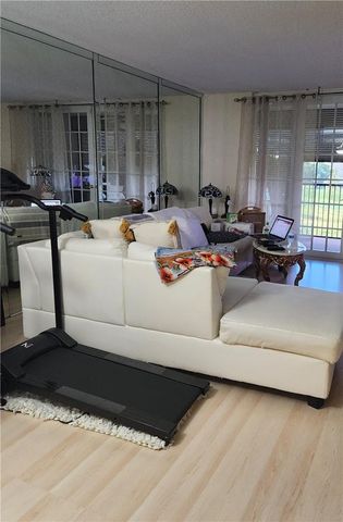 7050 NW 44TH Street 403, Lauderhill, FL 33319