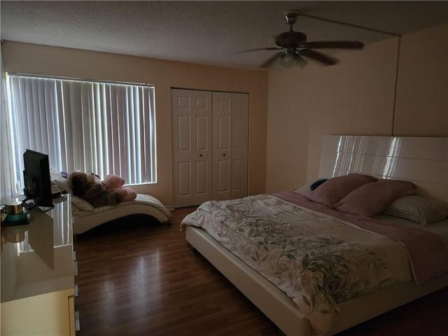 7050 NW 44TH Street 403, Lauderhill, FL 33319
