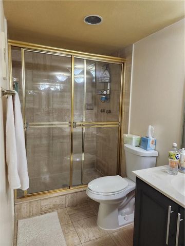 7050 NW 44TH Street 403, Lauderhill, FL 33319