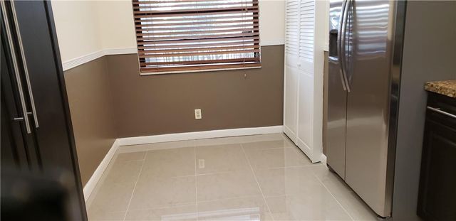 7050 NW 44TH Street 403, Lauderhill, FL 33319