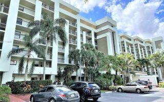 7050 NW 44TH Street 403, Lauderhill, FL 33319