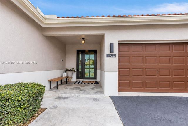 12742 NW 11th Pl, Sunrise, FL 33323