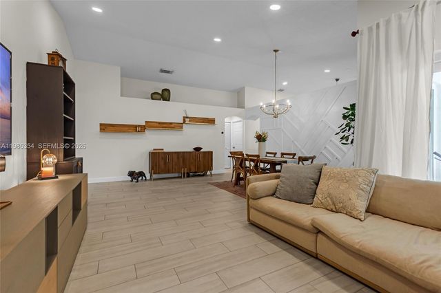 12742 NW 11th Pl, Sunrise, FL 33323