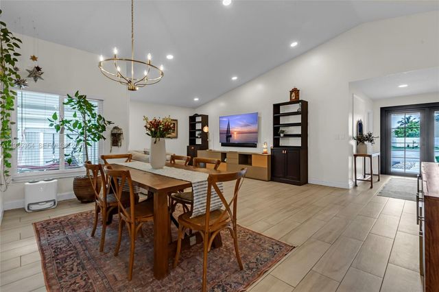 12742 NW 11th Pl, Sunrise, FL 33323