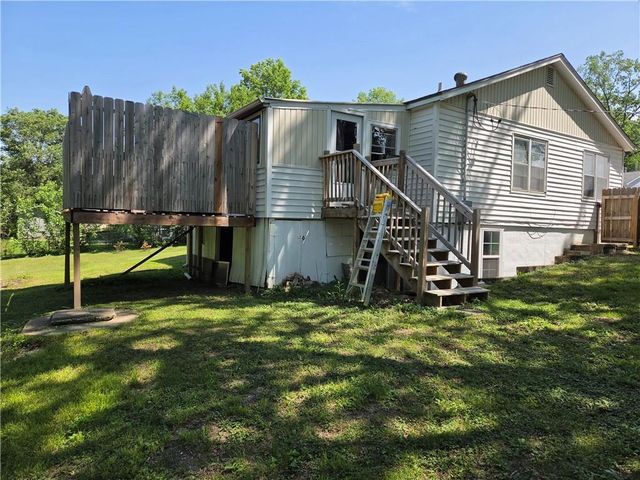204 Woods Street, Excelsior Springs, MO 64024