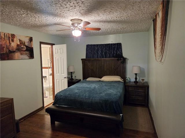 204 Woods Street, Excelsior Springs, MO 64024