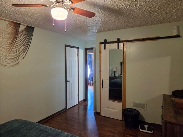 204 Woods Street, Excelsior Springs, MO 64024