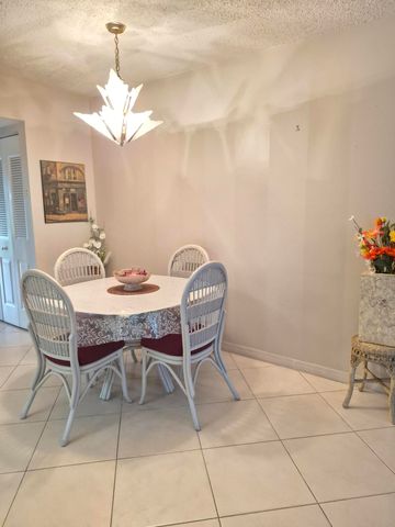 53 Northampton C, West Palm Beach, FL 33417