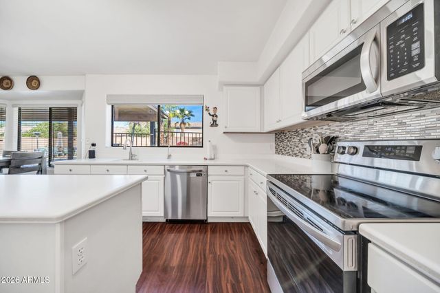 4338 E MEADOW Drive, Phoenix, AZ 85032