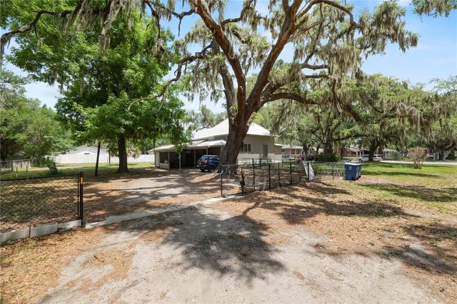 128 S OAK AVENUE, Fort Meade, FL 33841