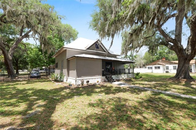 128 S OAK AVENUE, Fort Meade, FL 33841