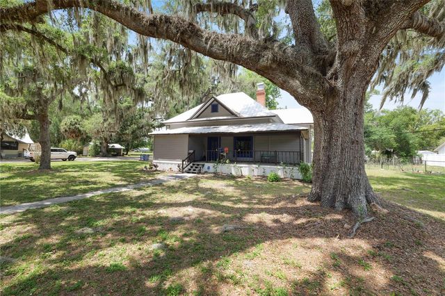 128 S OAK AVENUE, Fort Meade, FL 33841